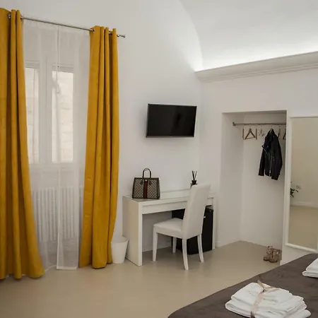 فندق مبيت وإفطار La Civita غرافينا إن بوليا